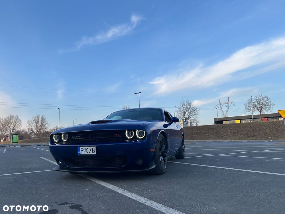 Dodge Challenger 6.4 Scat Pack - 7