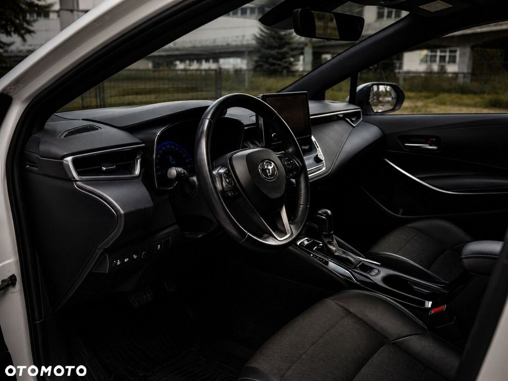 Toyota Corolla 1.8 Hybrid Comfort - 21