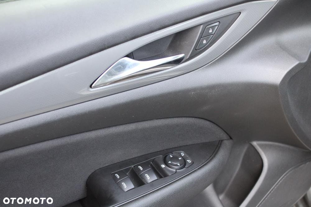 Opel Insignia - 7