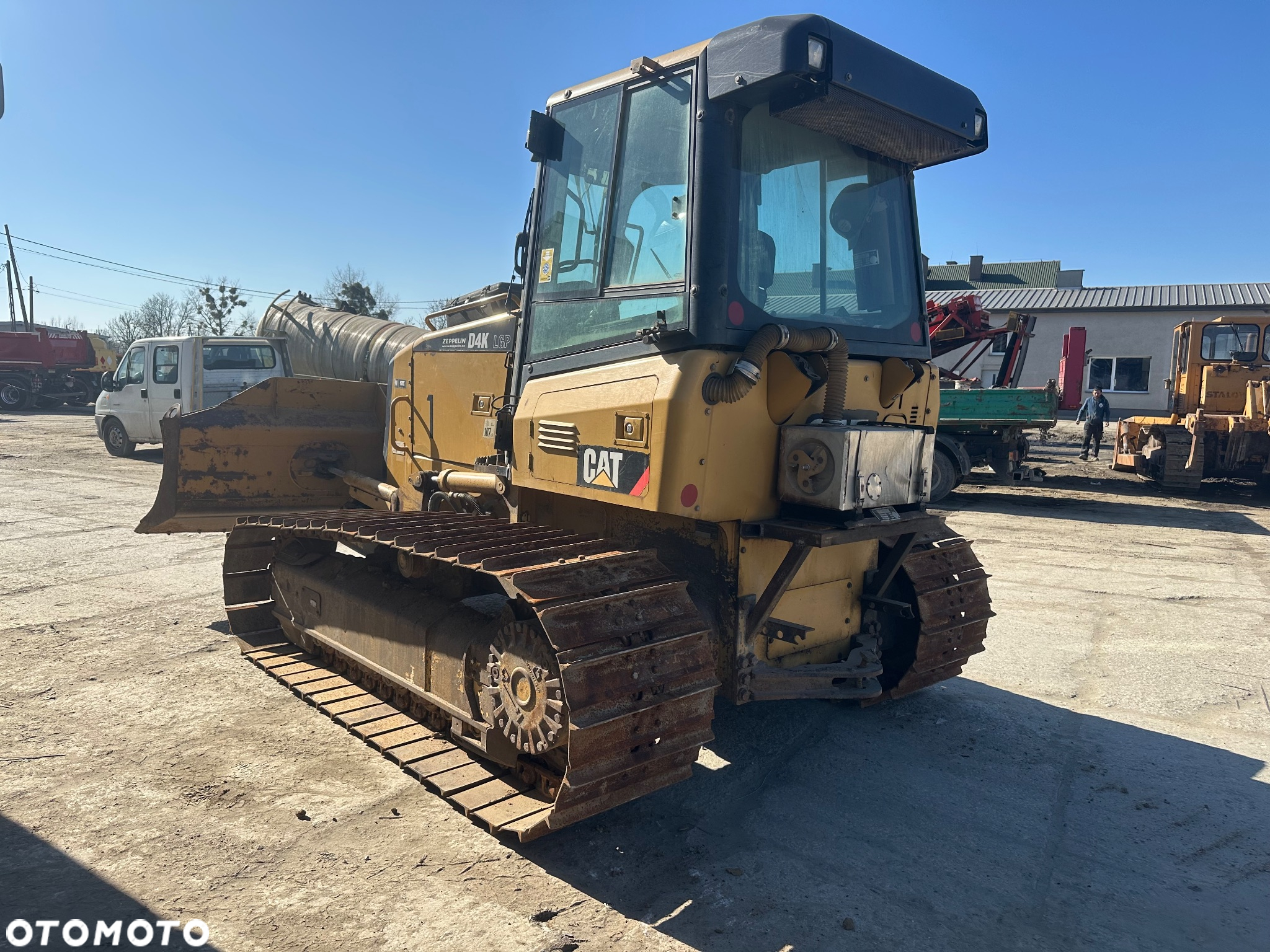 Caterpillar D4K LGP - 4
