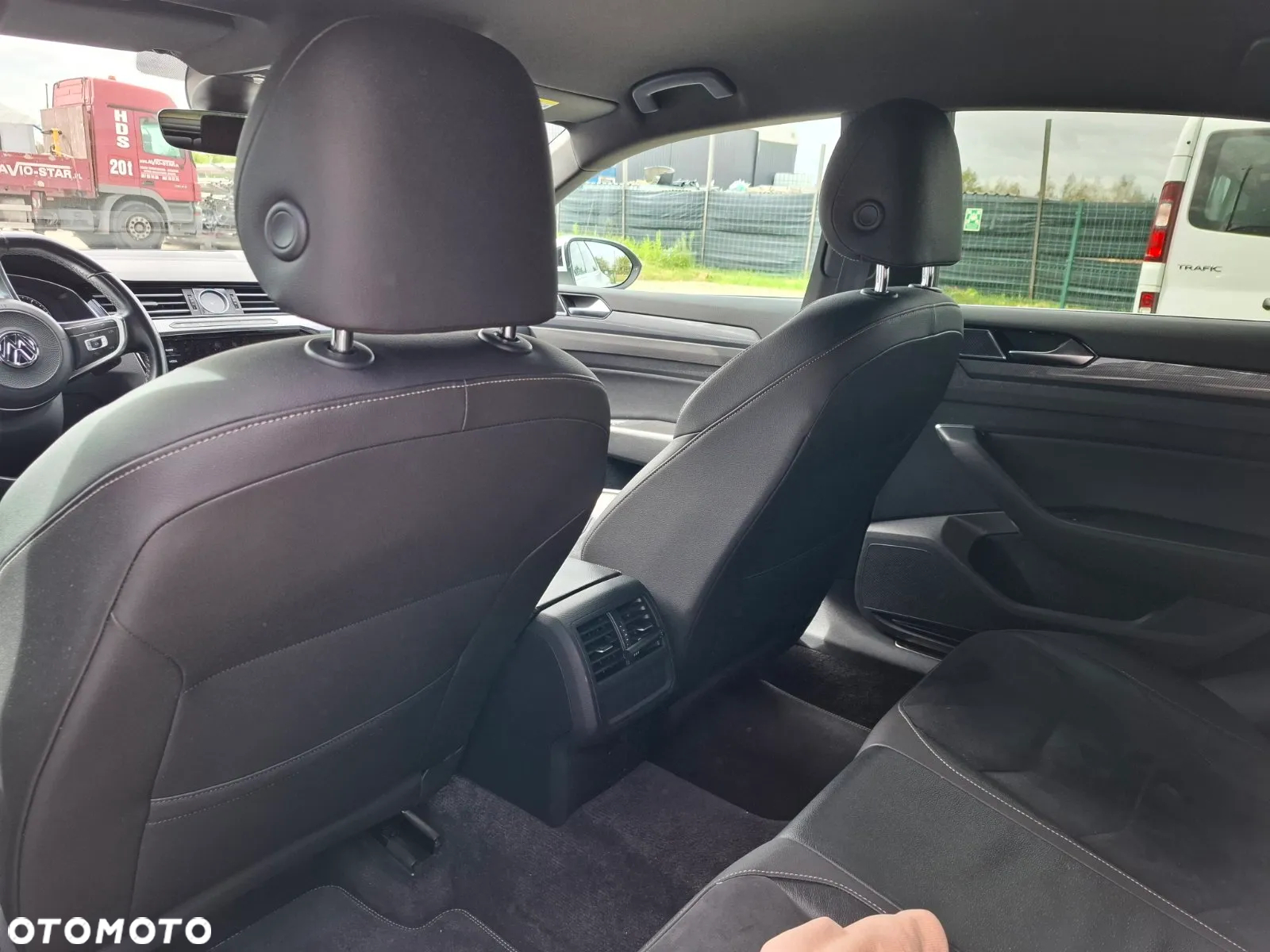 Volkswagen Arteon 2.0 TDI SCR R-Line DSG - 10