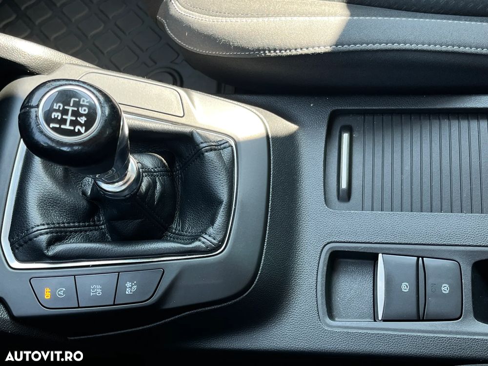 Ford Focus - 21