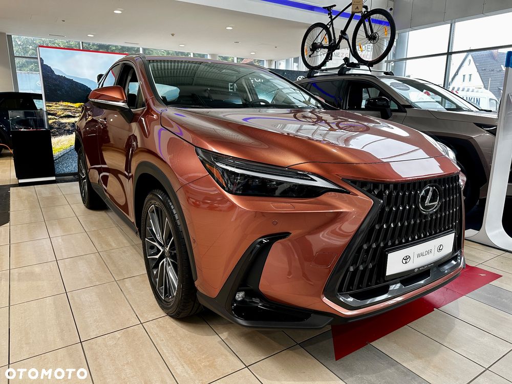 Lexus NX 350h Omotenashi AWD - 2