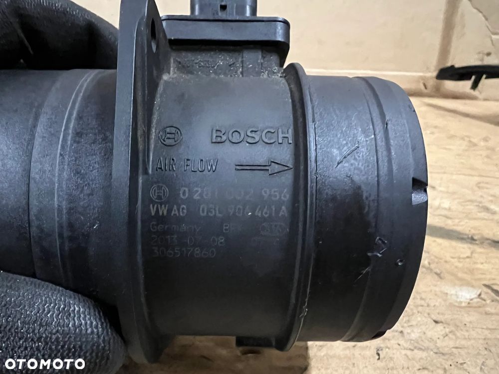 Przepływomierz powietrza Audi A4 B8 Lift 2.0 TDI 03L906461A - 5