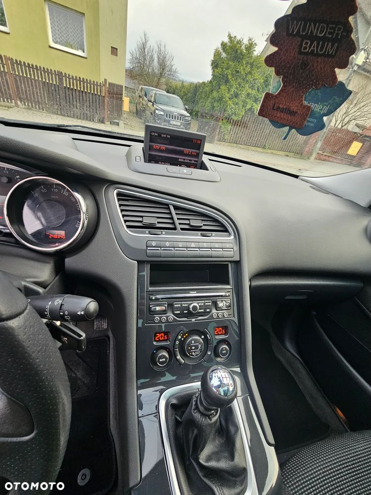 Peugeot 5008 2.0 HDi Family 7os - 7