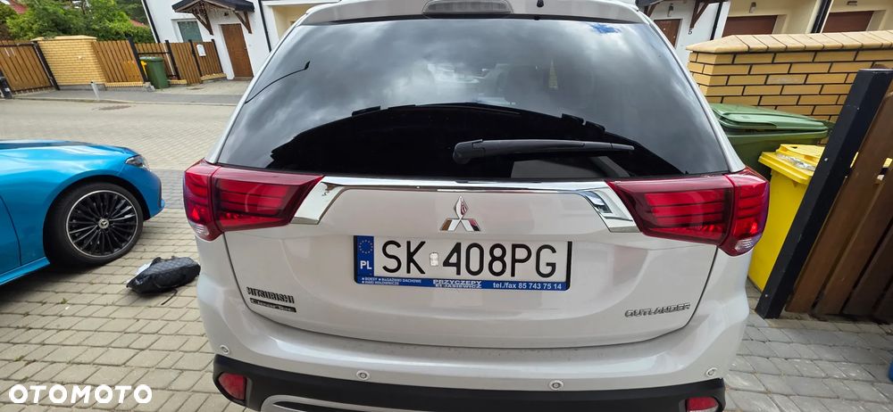 Mitsubishi Outlander 2.0 Instyle SDA 4WD CVT - 11