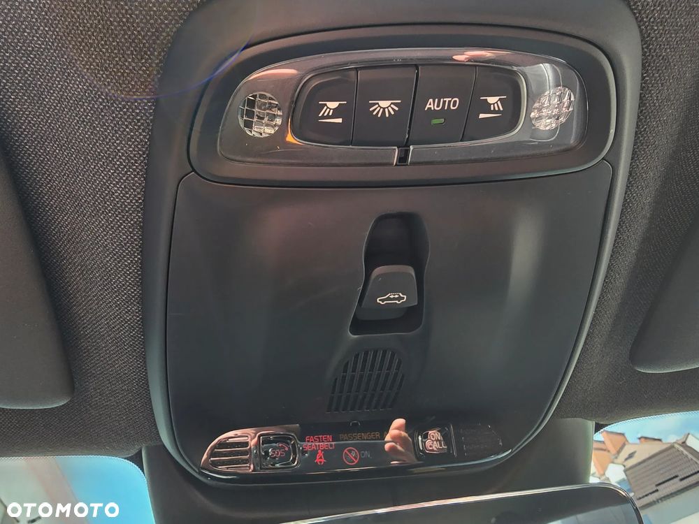 Volvo XC 40 - 34
