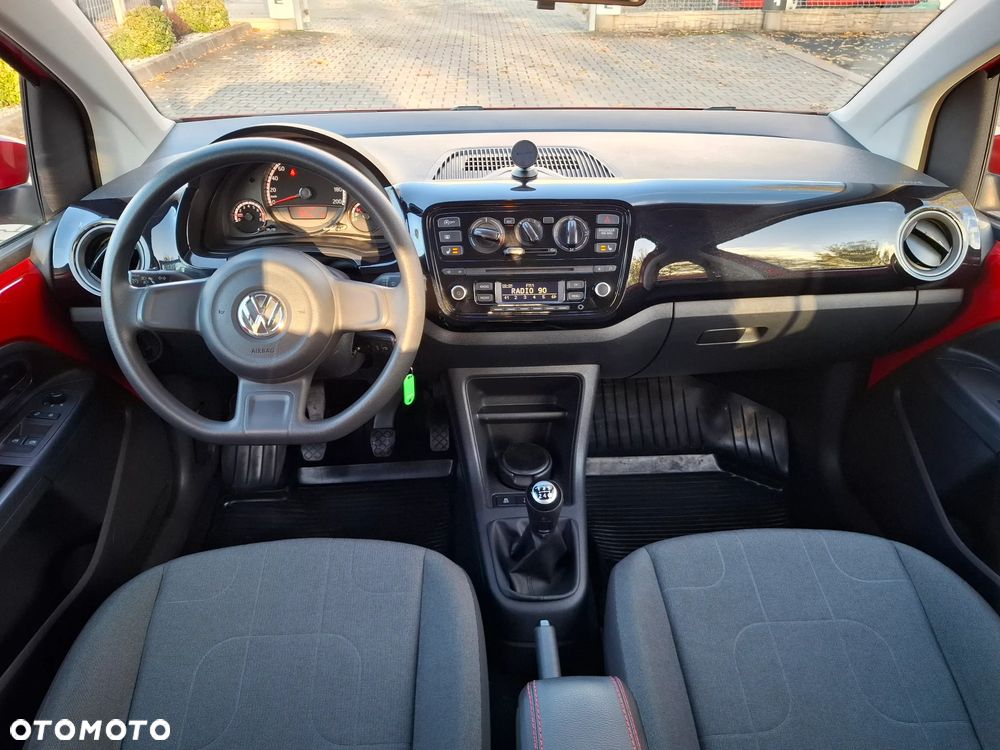 Volkswagen up! - 27
