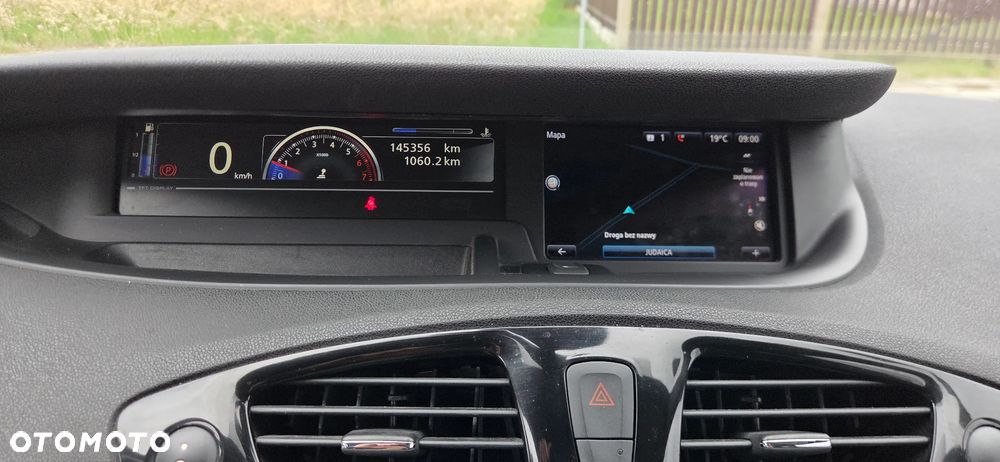 Renault Scenic ENERGY TCe 130 BOSE EDITION - 13