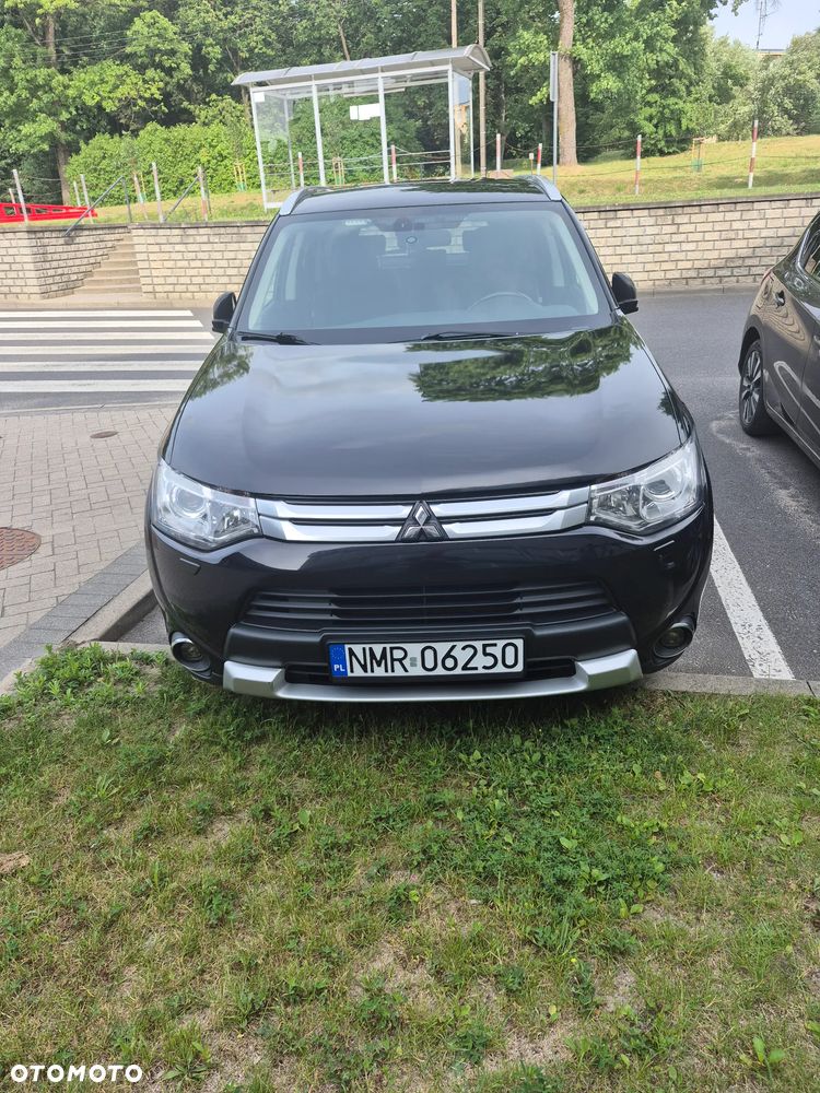 Mitsubishi Outlander 2.2 DID Intense + - 3