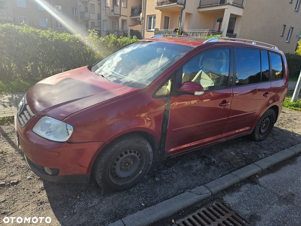 Volkswagen Touran 2004 photo 3
