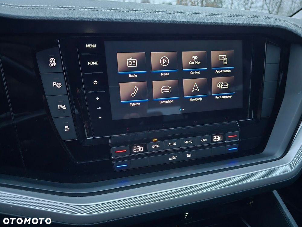 Volkswagen Touareg - 21