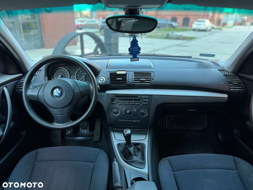BMW Seria 1 118d - 14