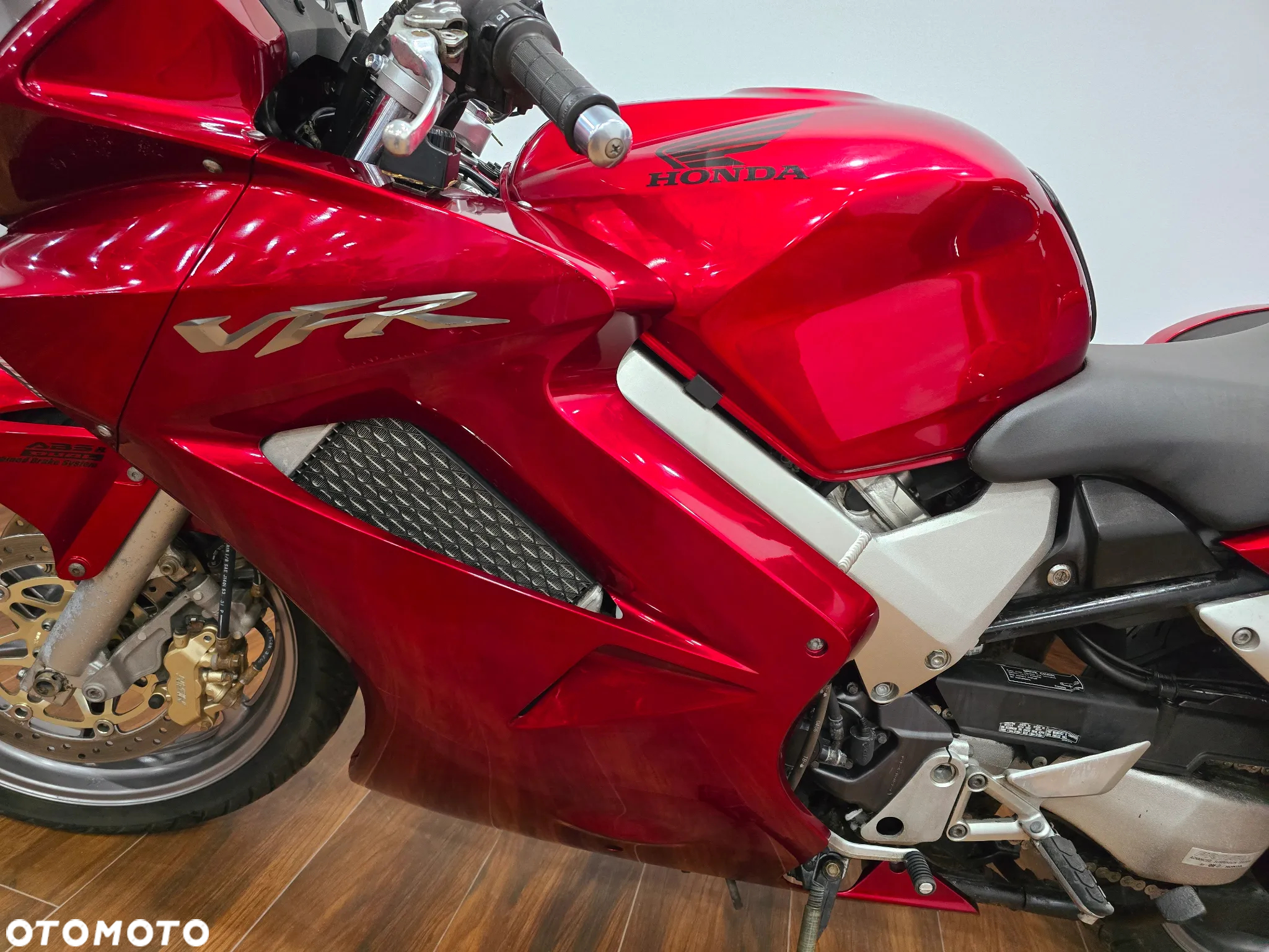Honda VFR - 22
