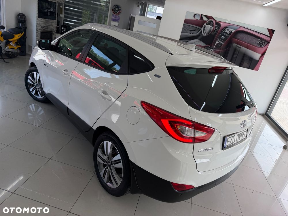 Hyundai ix35 1.7 CRDi 2WD blue Finale Gold - 5