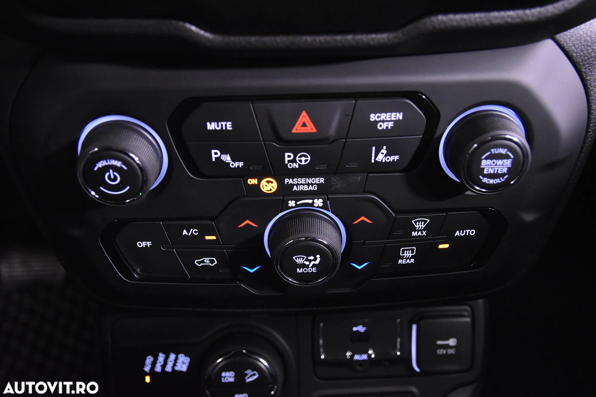 Jeep Renegade - 18