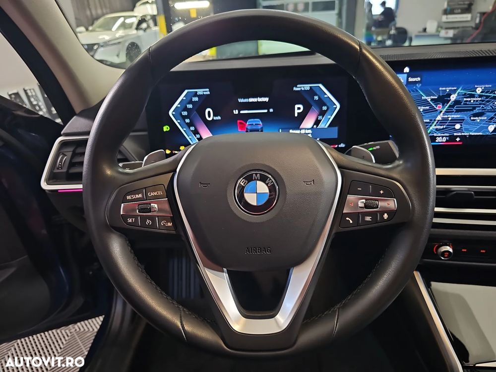 BMW Seria 3 330i xDrive AT - 17