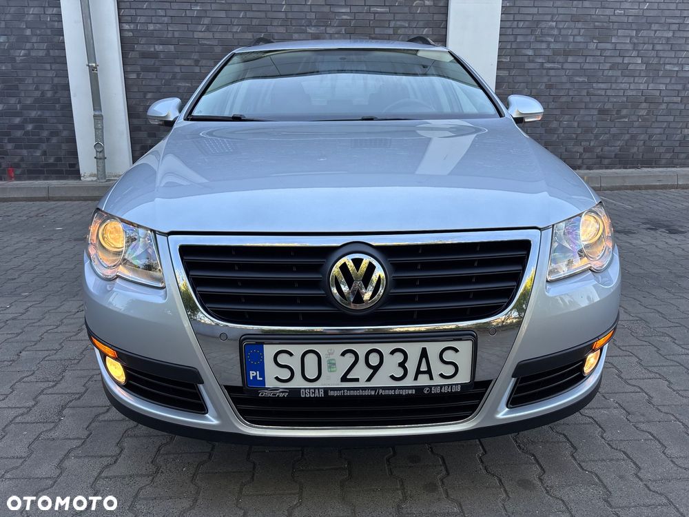 Volkswagen Passat 2.0 TDI Trendline DSG - 9