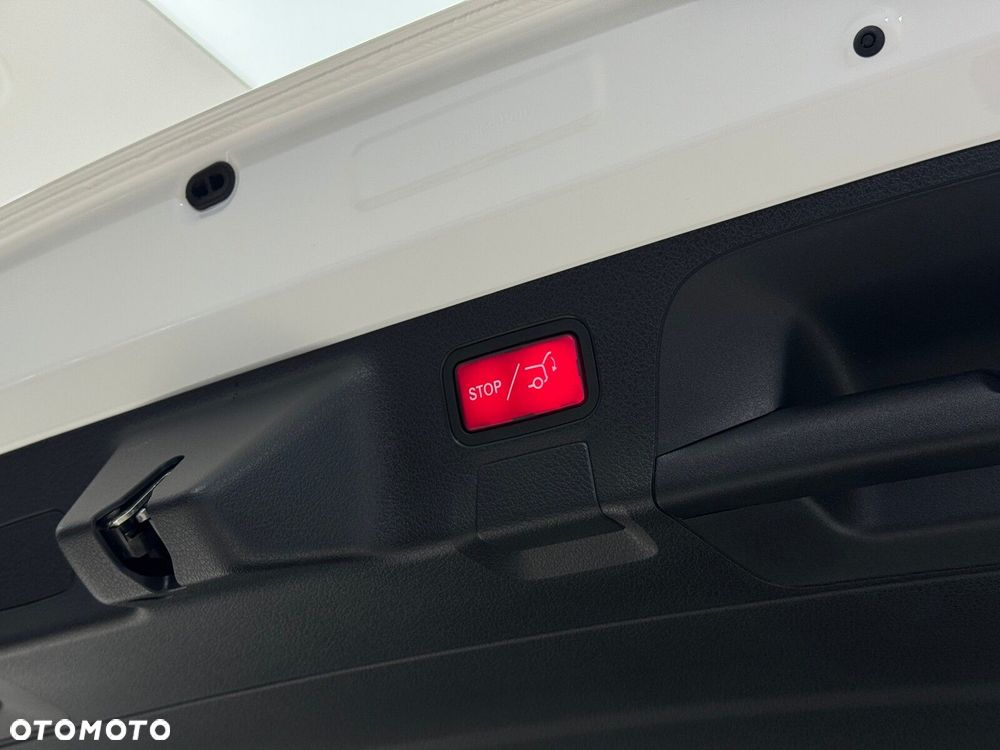 Mercedes-Benz CLA - 18