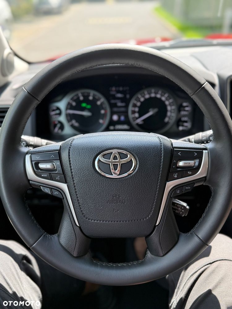 Toyota Land Cruiser LC 4.6 Limited 7os - 14