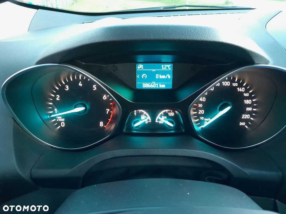 Ford Kuga 1.5 EcoBoost 2x4 Cool & Connect - 17