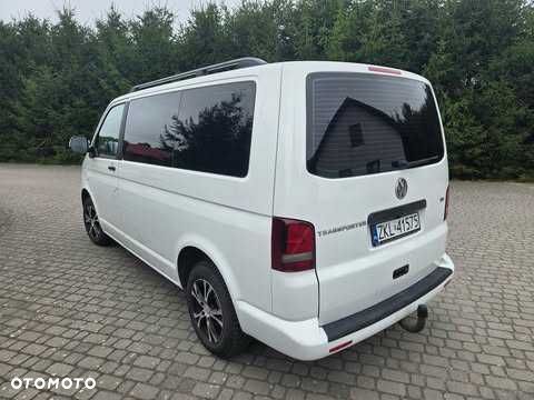 Volkswagen Caravelle - 6