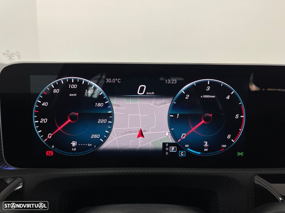 Mercedes-Benz A 200 d Progressive Aut. - 32