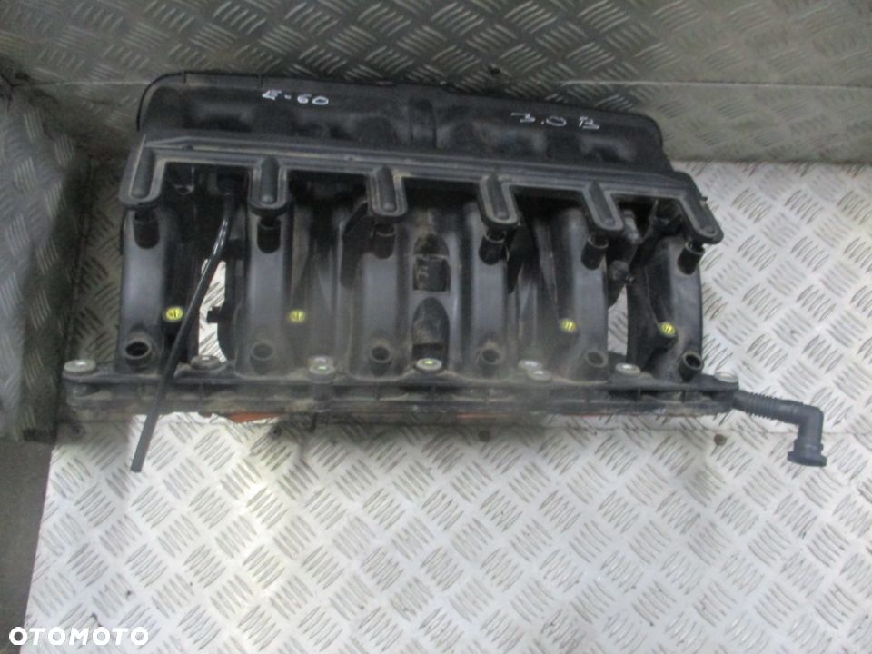 Kolektor ssący 7523290 BMW E60 2.2B - 1