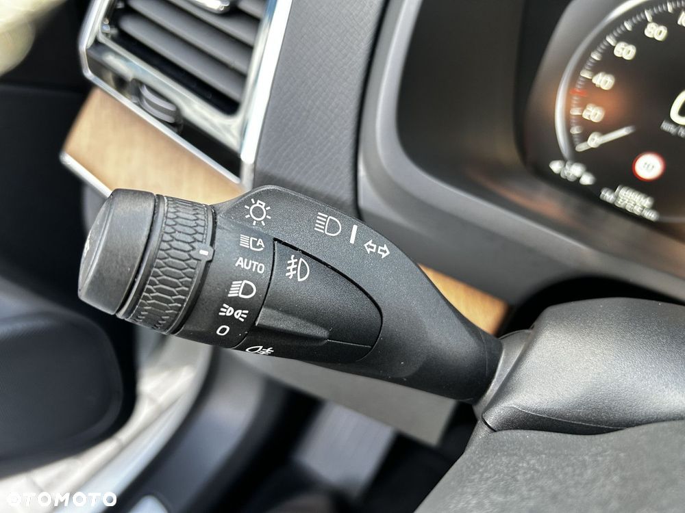 Volvo XC 90 - 22