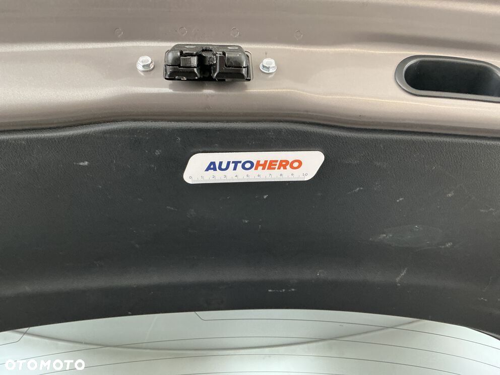 Toyota Yaris - 34
