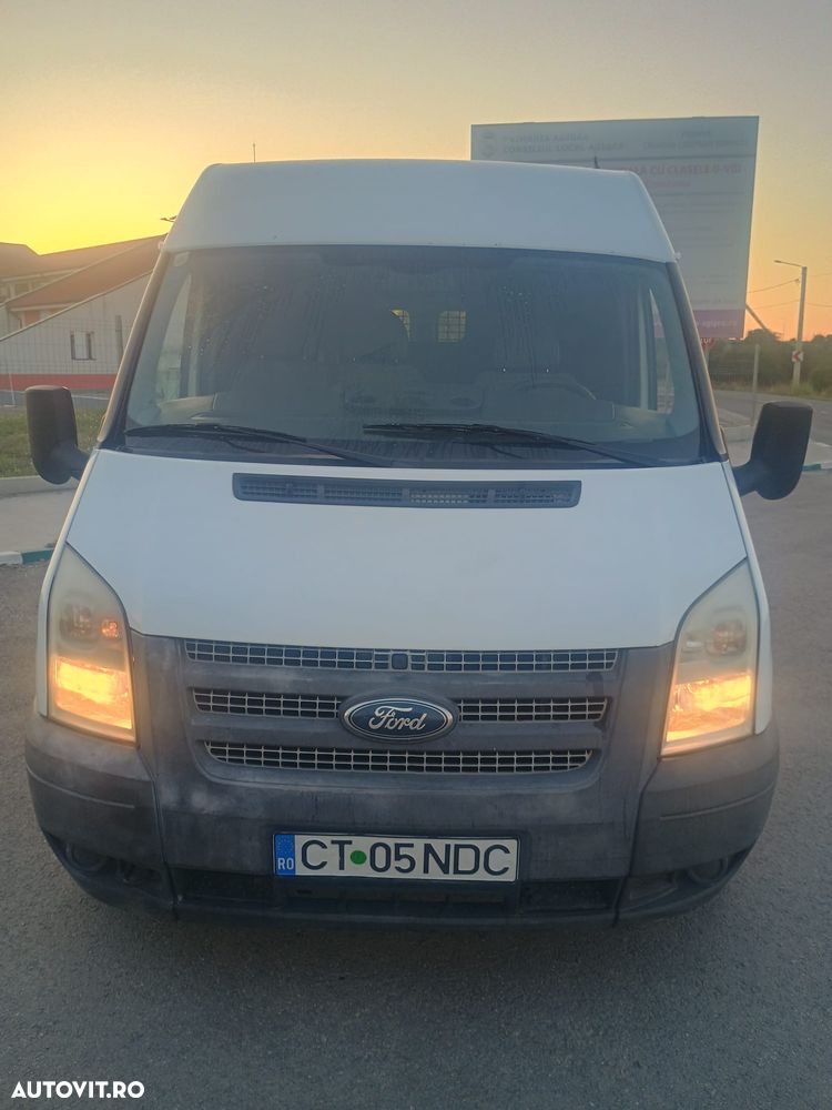 Ford Transit LWB Kombi Ambiente - 2
