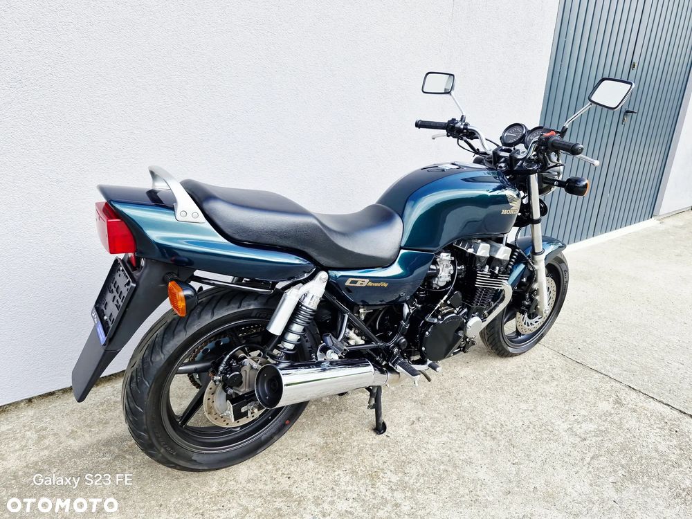 Honda CB - 30