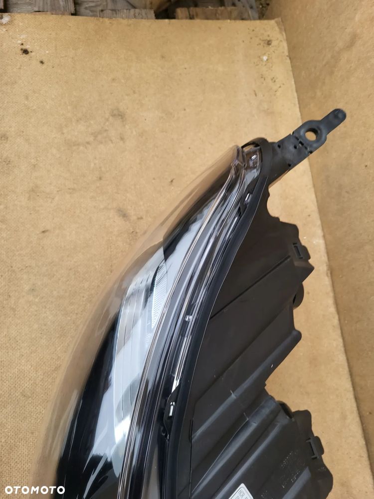 Reflektor Elektryczny Prawy OPEL VIVARO CITROEN JUMPY 19- - 3