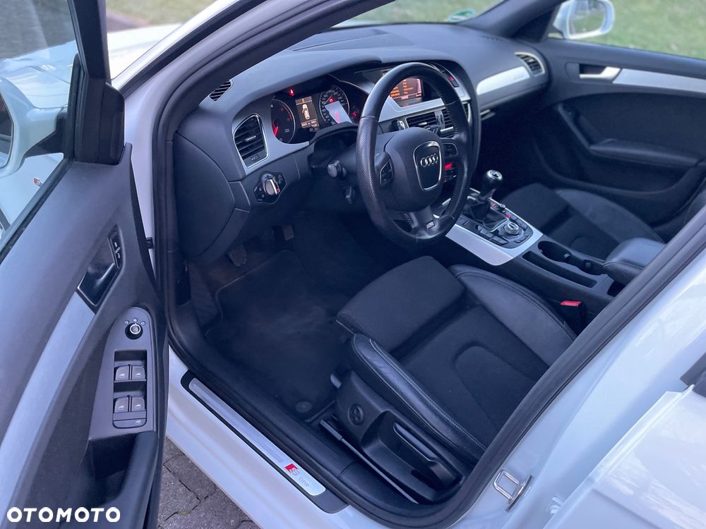 Audi A4 Avant 2.0 TDI DPF quattro S line Sportpaket (plus) - 11