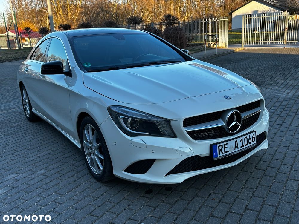 Mercedes-Benz CLA 180 BlueEffICIENCY Edition - 34