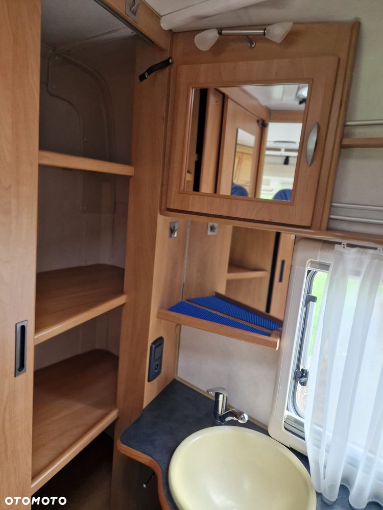 Hymer-Eriba Integra B564 - 40