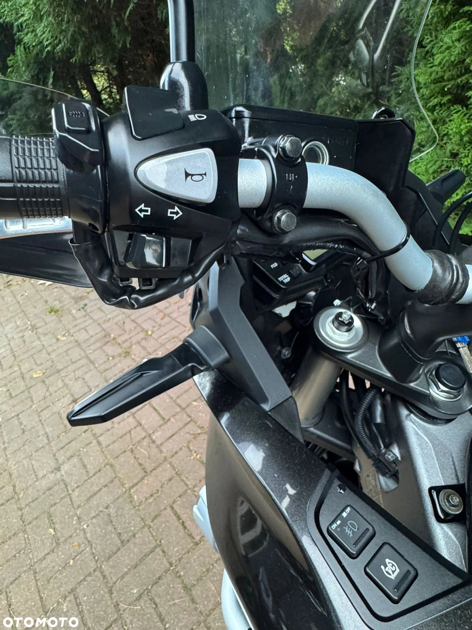 Honda VFR - 21