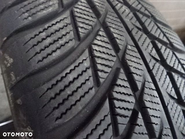 205/60/R16 92H BRIDGESTONE BLIZZAK LM001 - 3