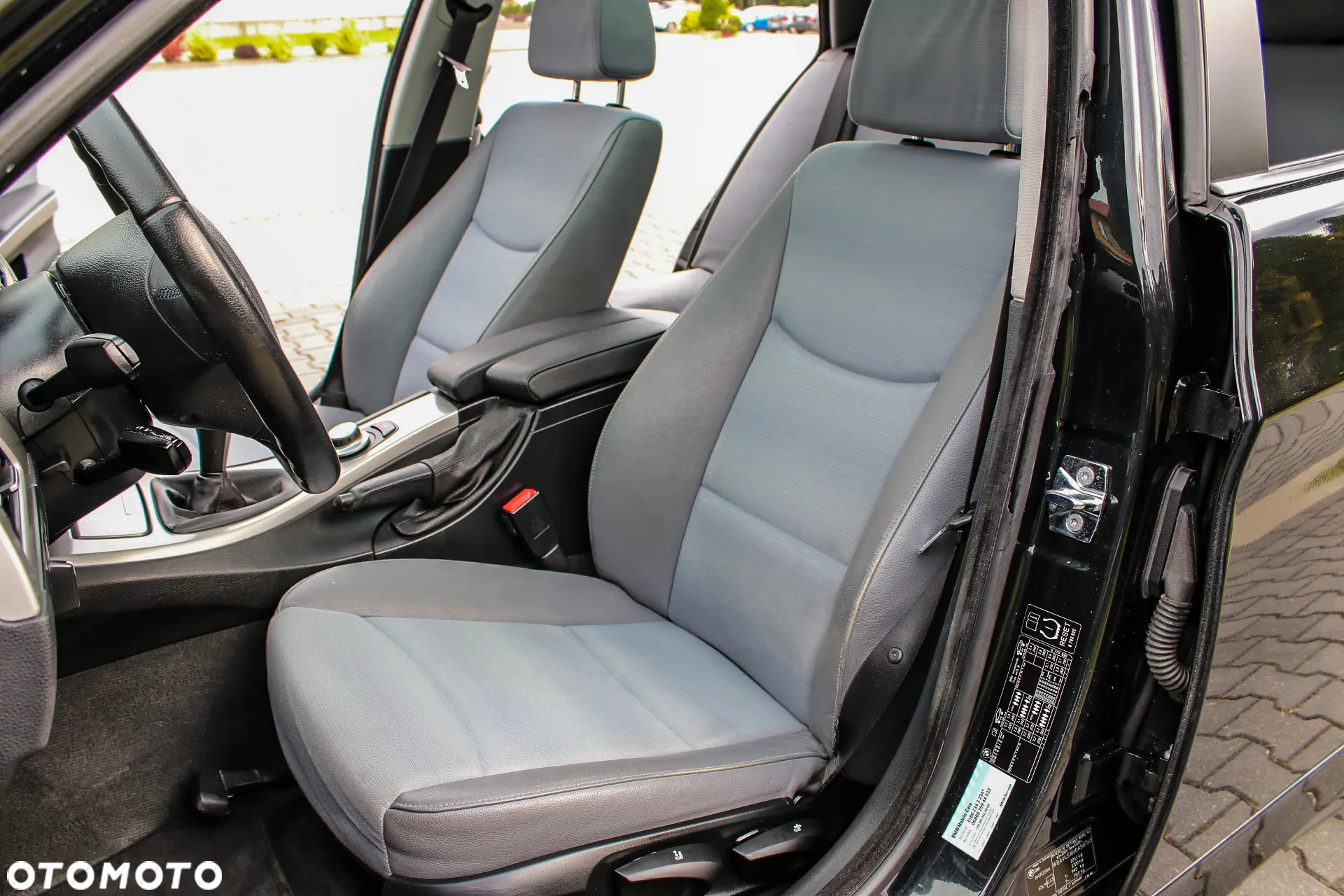 BMW Seria 3 320d - 35