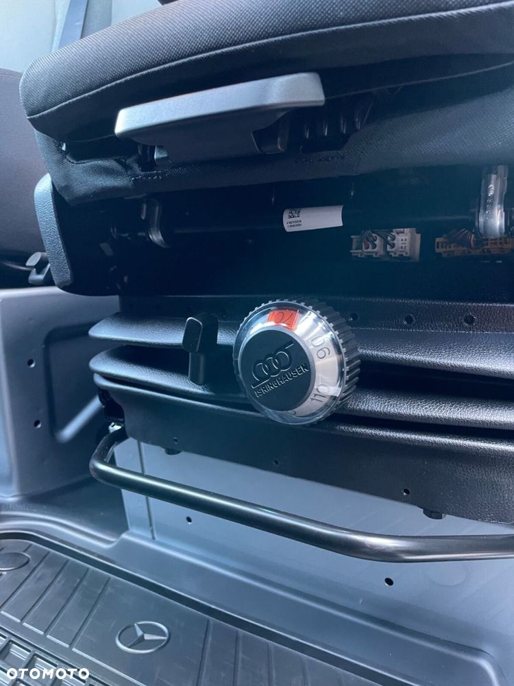 Mercedes-Benz Sprinter 317 CDI Hak 3,5 t Distronic Plus Reflektory LED - 27