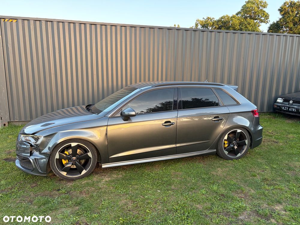 Audi A3 Sportback 2.0 TDI S line Sportpaket - 4