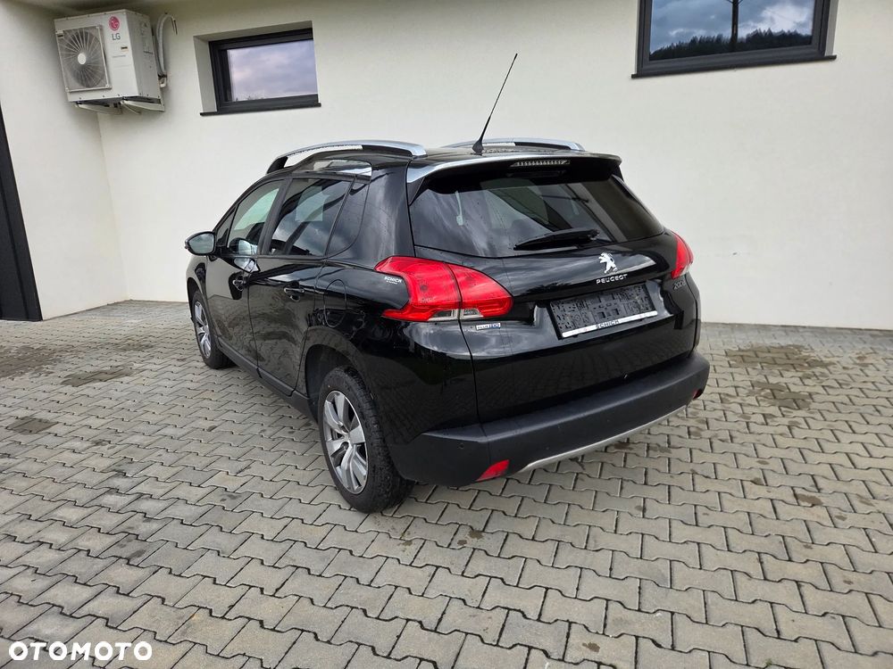 Peugeot 2008 - 3