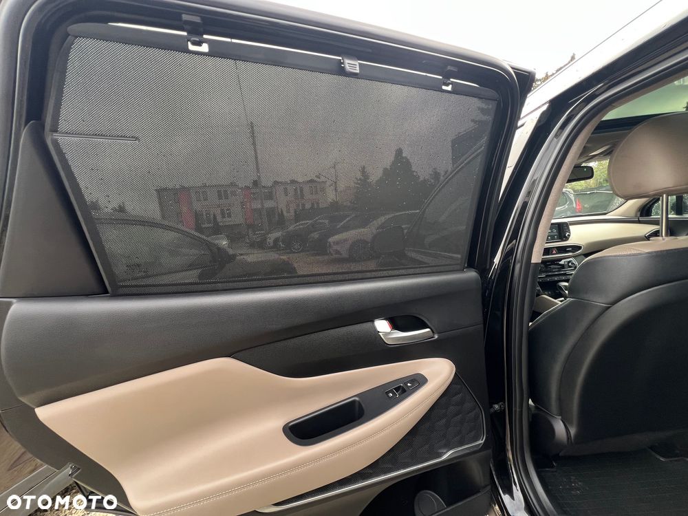 Hyundai Santa Fe 2.4 GDI 4WD SEVEN Premium - 18