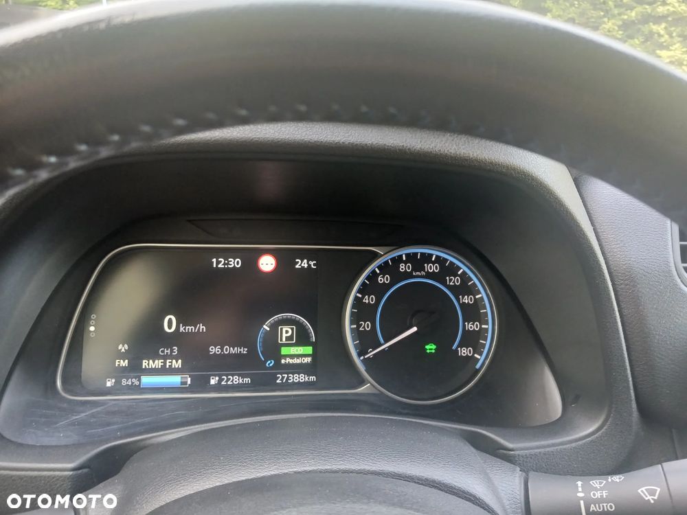 Nissan Leaf 40 kWh Acenta - 11