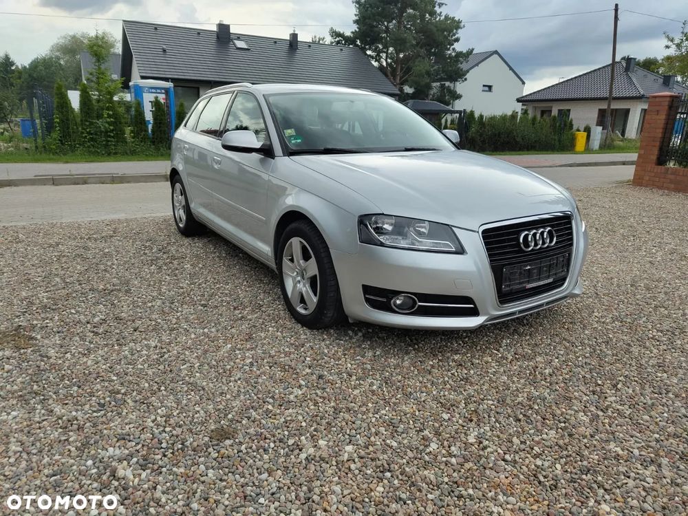 Audi A4 2.0 TDI DPF S line Sportpaket - 1