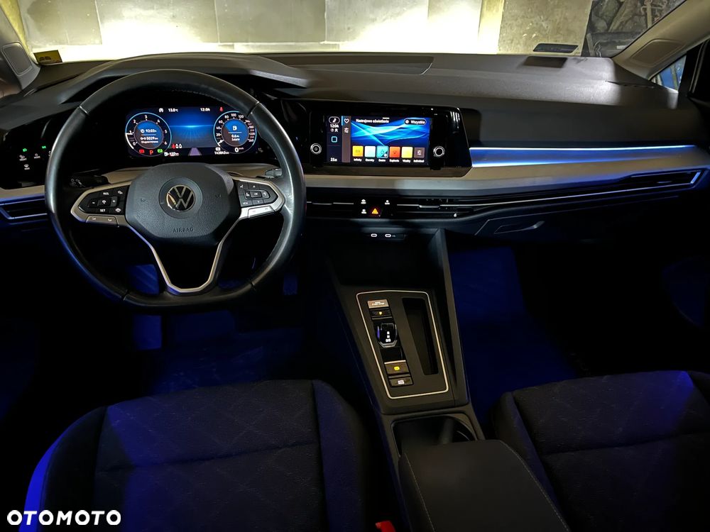 Volkswagen Golf - 23