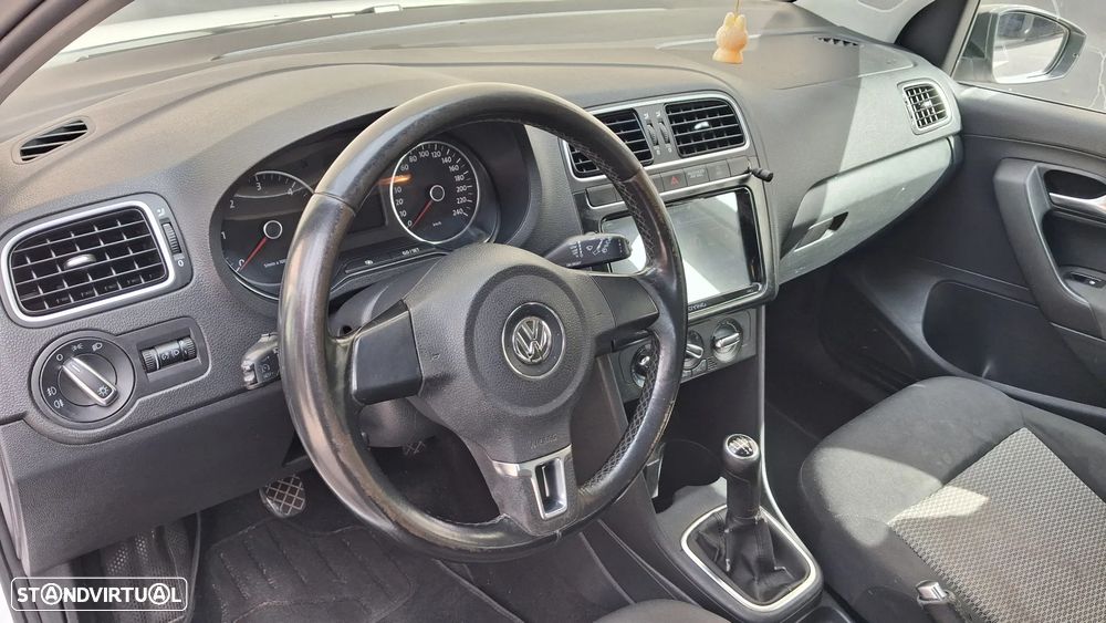 VW Polo 1.2 TDi Blue Motion - 11