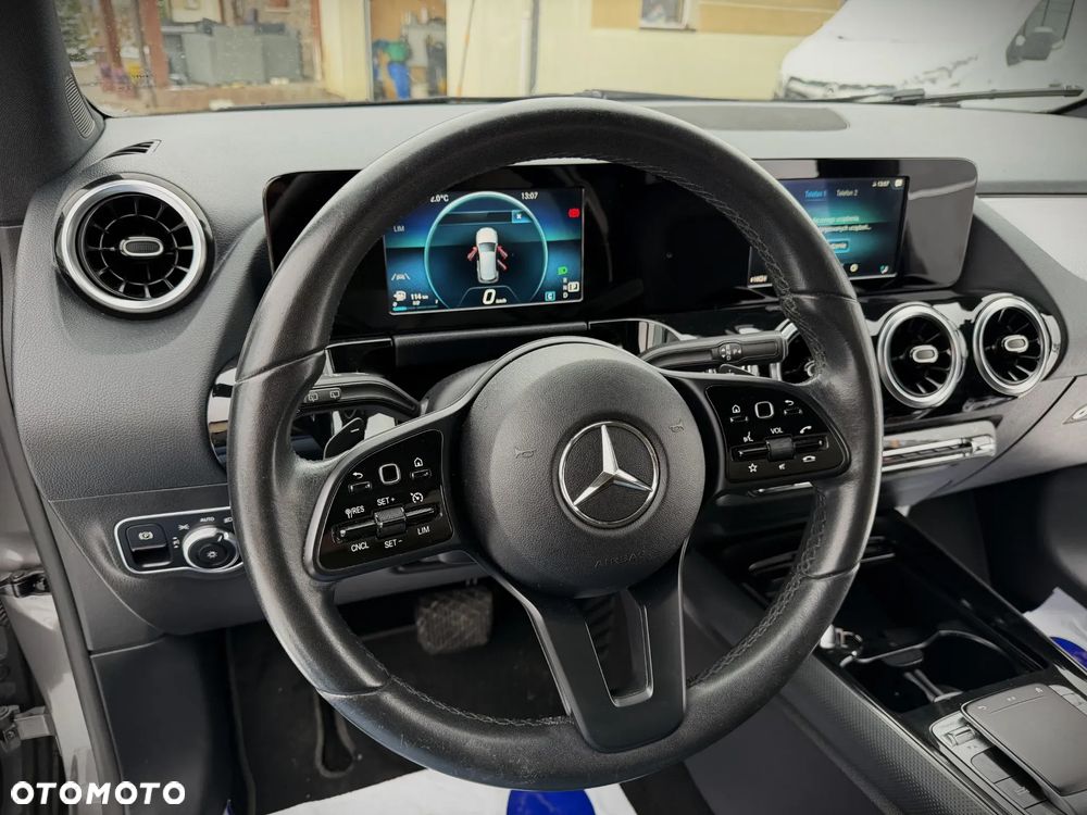 Mercedes-Benz Klasa B 180 7G-DCT Progressive - 30