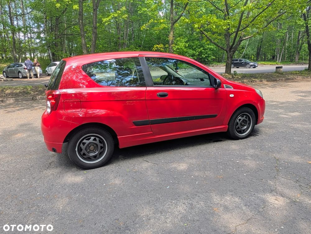 Chevrolet Aveo 1.2 16V Base - 4