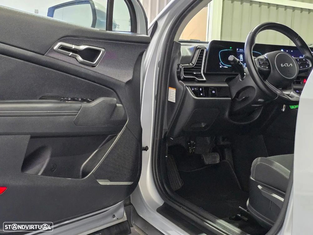 Kia Sportage 1.6 T-GDI AWD Base - 23